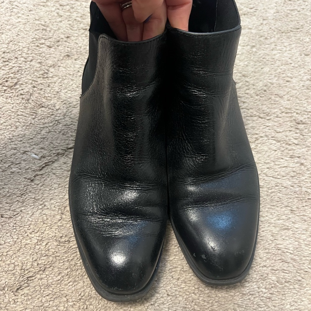 Zara Black leather Chelsea Boots